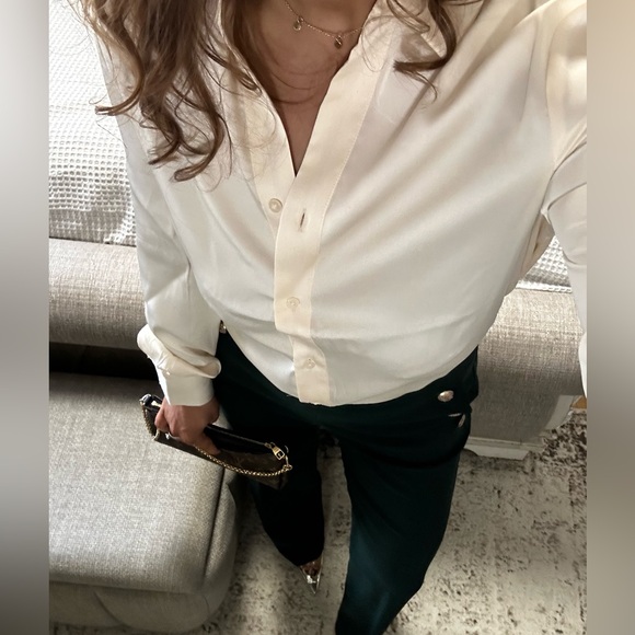 New๐ Emerald Gold Button Pants - Picture 6 of 7